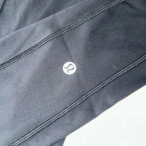 Lululemon Black Leggings - Excellent Condition - Looks like a Size 0 or 2